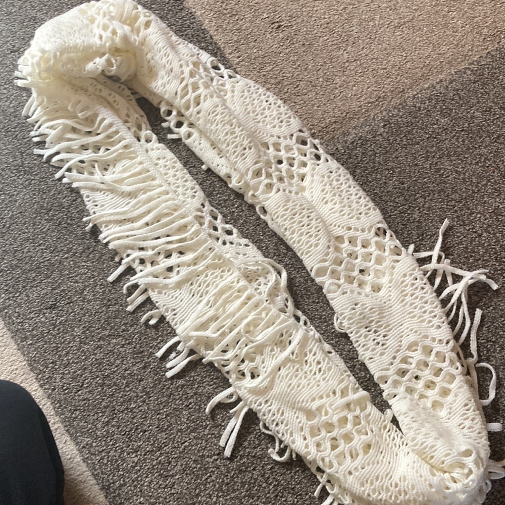 Women’s fringe infinity scarf